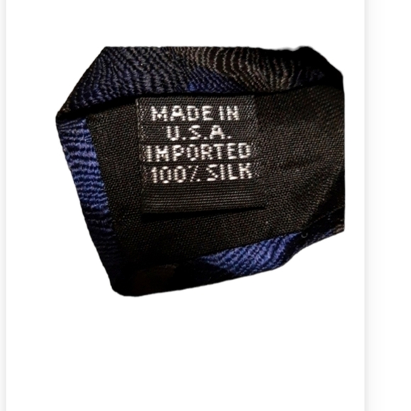 Van Heusen Blue Checkered 100% Silk Tie 58 x 4 - Picture 4 of 6